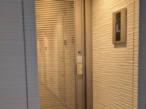 d7b8525407dd105eb8ad3cd5f6ea03b8-300x225 集合玄関口